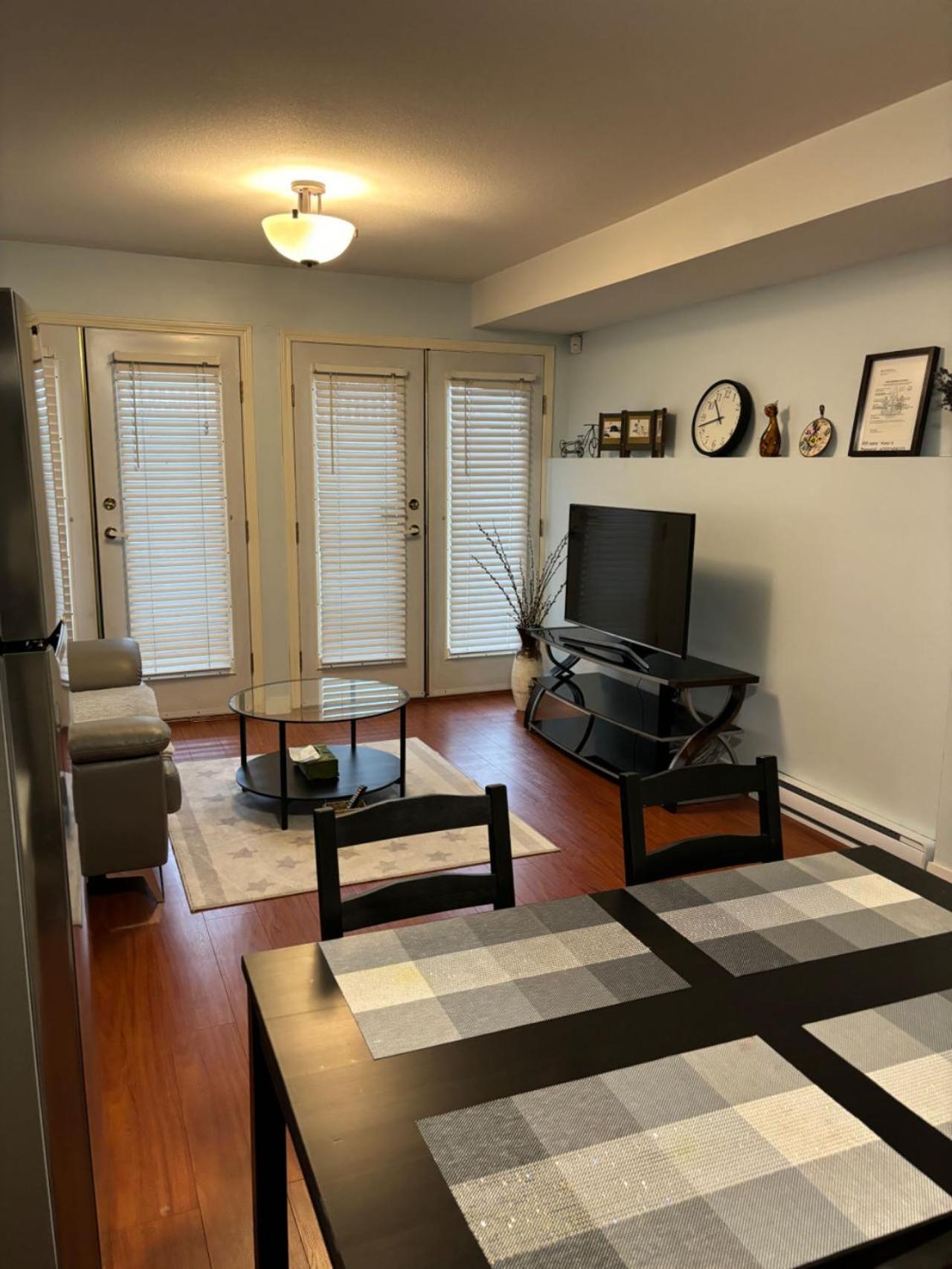 Lovely 1Br Secondary Suite With Separate Entrance New Westminster Exterior foto